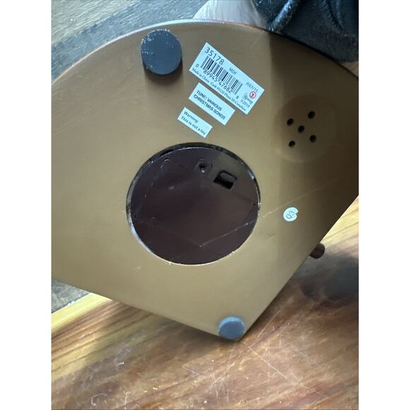 Amusements Santas North Pole Toy Shop Light Up Musical Box 8 Songs -excellent - Picture 9 of 9